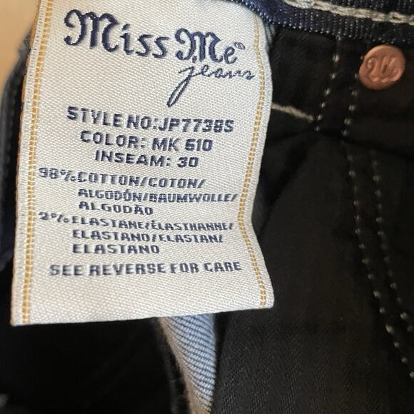Miss Me Signature Skinny Jeans - Picture 12 of 16